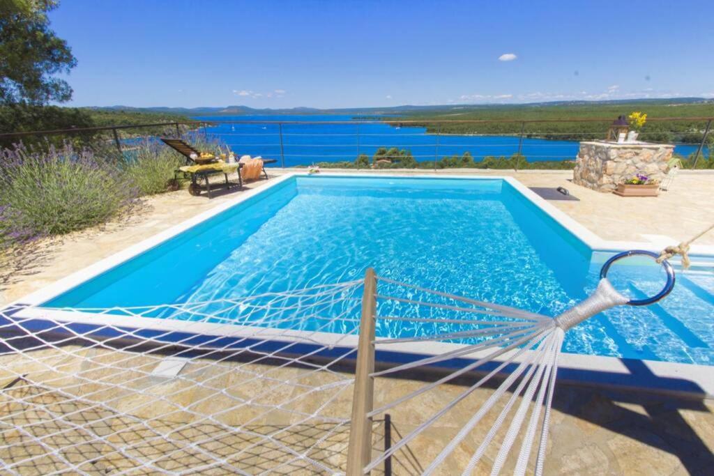 Holiday Home Parma 시베니크 외부 사진