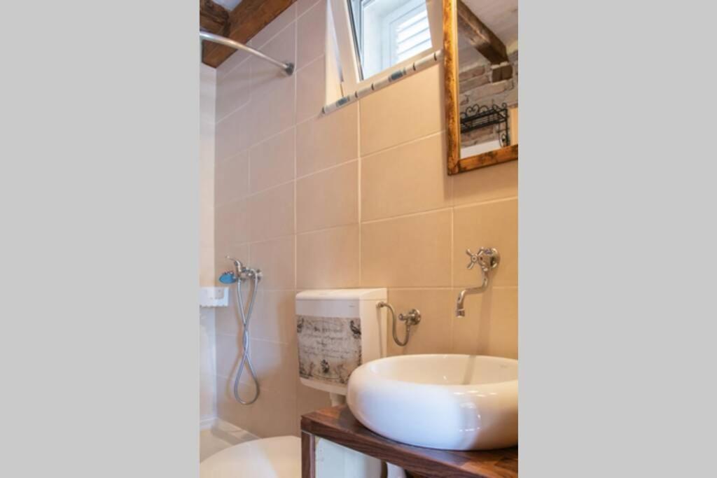 Holiday Home Parma 시베니크 외부 사진